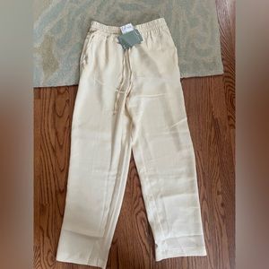H&M cream woven jogger brand new with ticket!
